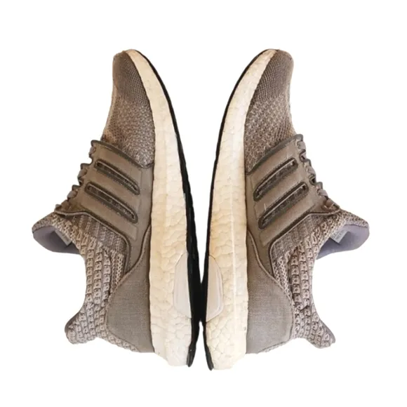 adidas ultraboost 5.0 DNA Primeknit Size 6.5 Youth Girls Boys Sneakers Trainers