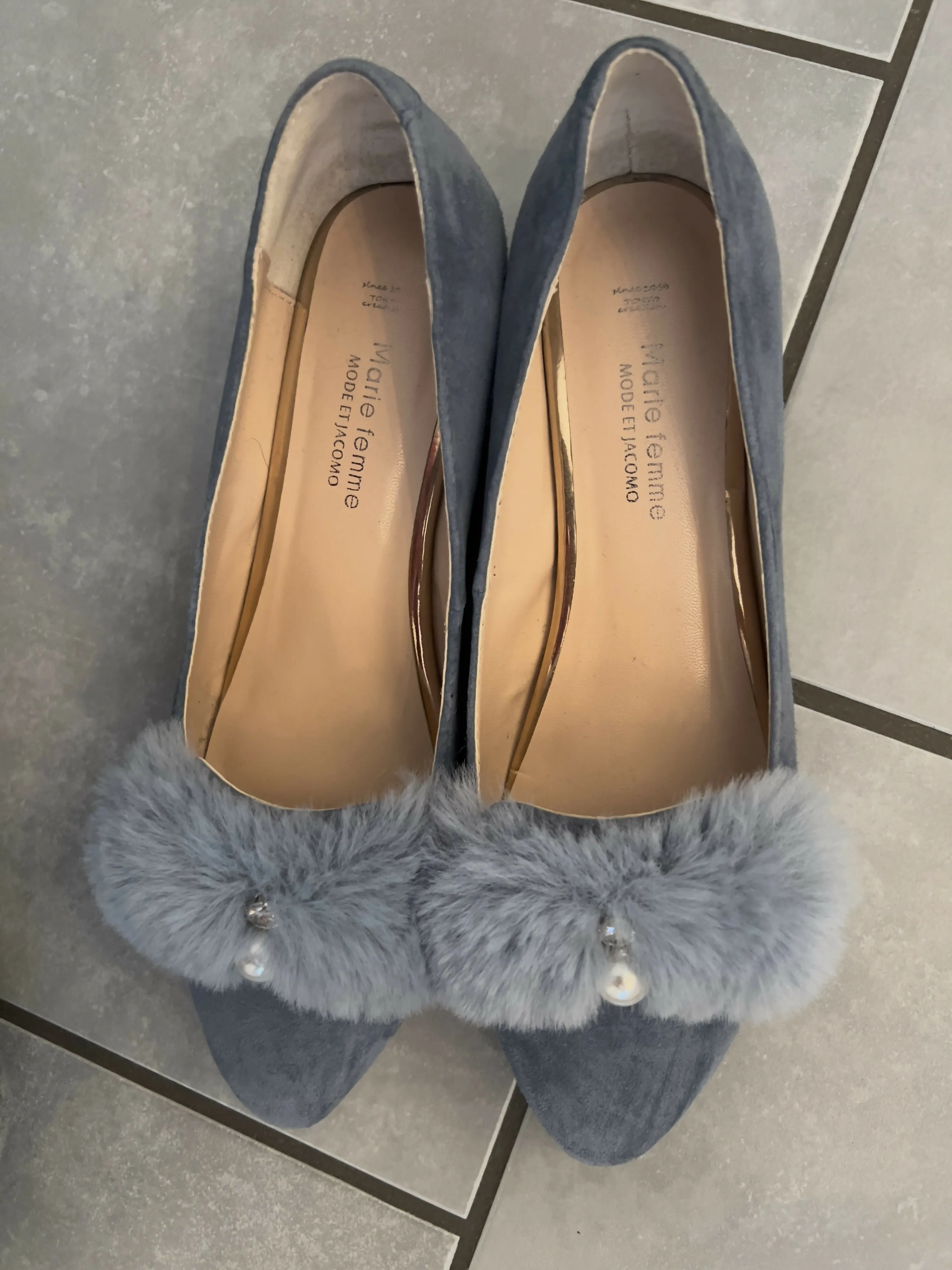 Ballerina/Flat Gr. 36 Suede/Leder hellblau