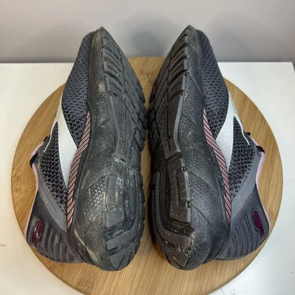 Brooks Adrenaline GTS 22 Women's Size 10.5 D Running Shoes Gray Pink 1203531D015