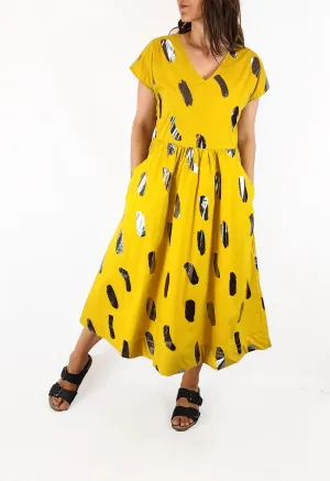 Elk mustard cotton dress size 6 (easily fits 6 and 8) as new with tags