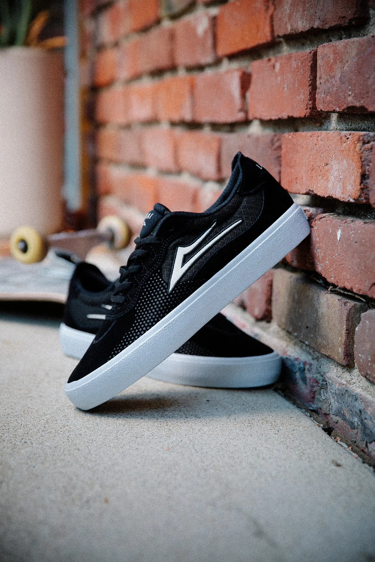 Essex - Black Suede
