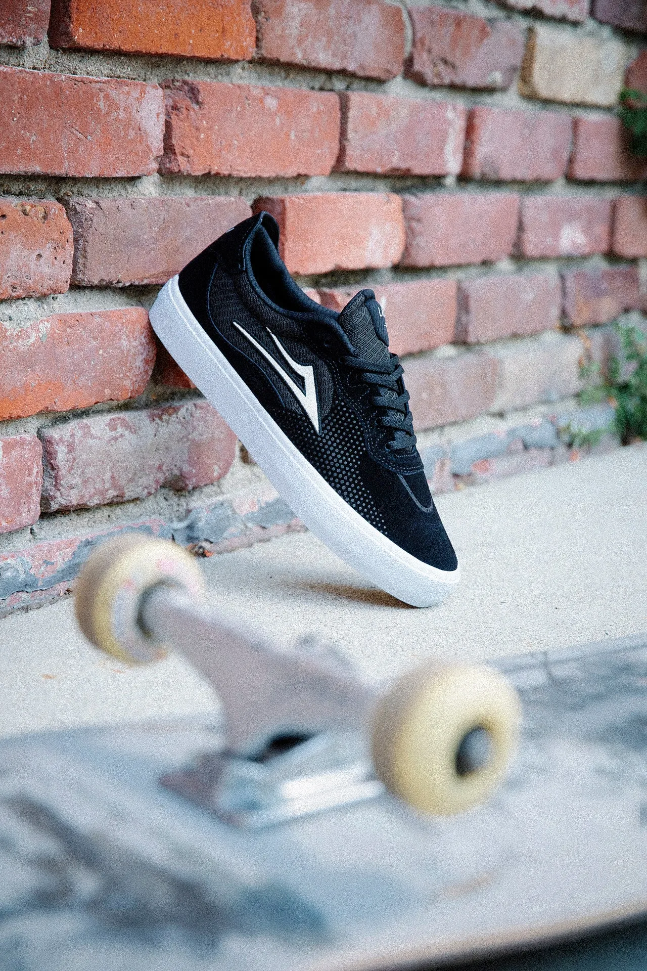 Essex - Black Suede