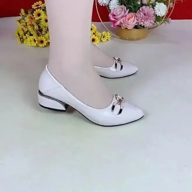 Fashion Women's comfortable flat shoes Exquisite Women's Shoes Comfortable And Beautiful Flat Shoes