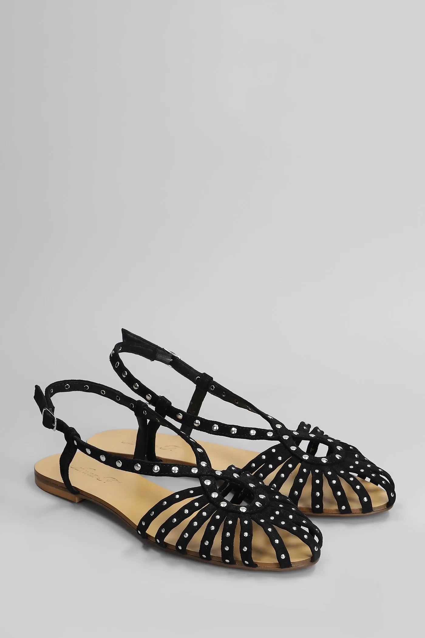 Flats in black suede