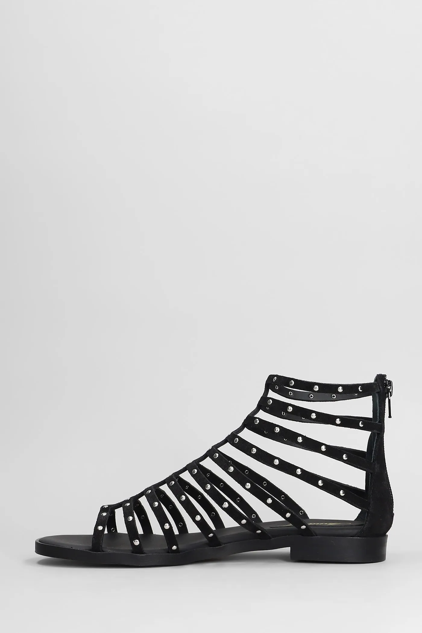 Flats in black suede