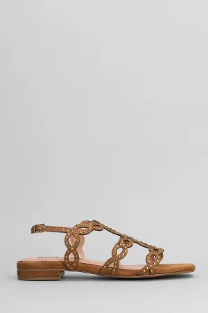 Kai Flats in leather color suede