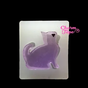 Kitty Cat charm Silicon mold flexible, for polymer clay, resin jewelry Q058