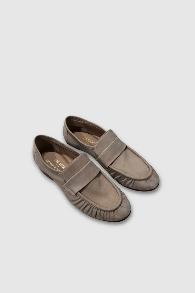 L'Eclisse x Denim Iniquity Suede Loafer in Beige