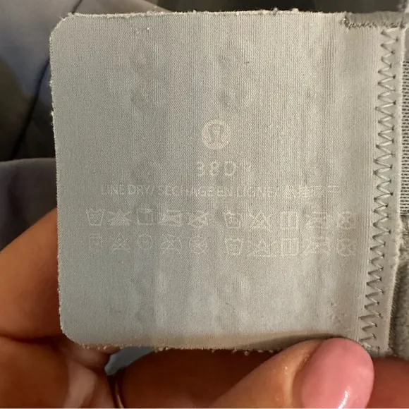 Lululemon Air Support Sports Bra‎ in Grey Size 38D