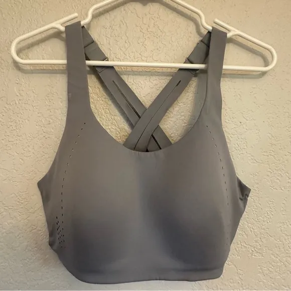 Lululemon Air Support Sports Bra‎ in Grey Size 38D
