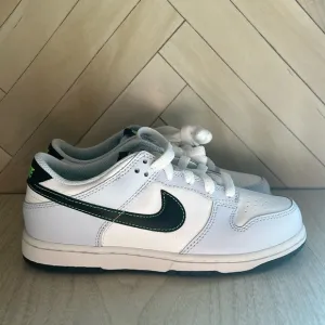 Nike Dunk Low (PSE) Kids Sneakers