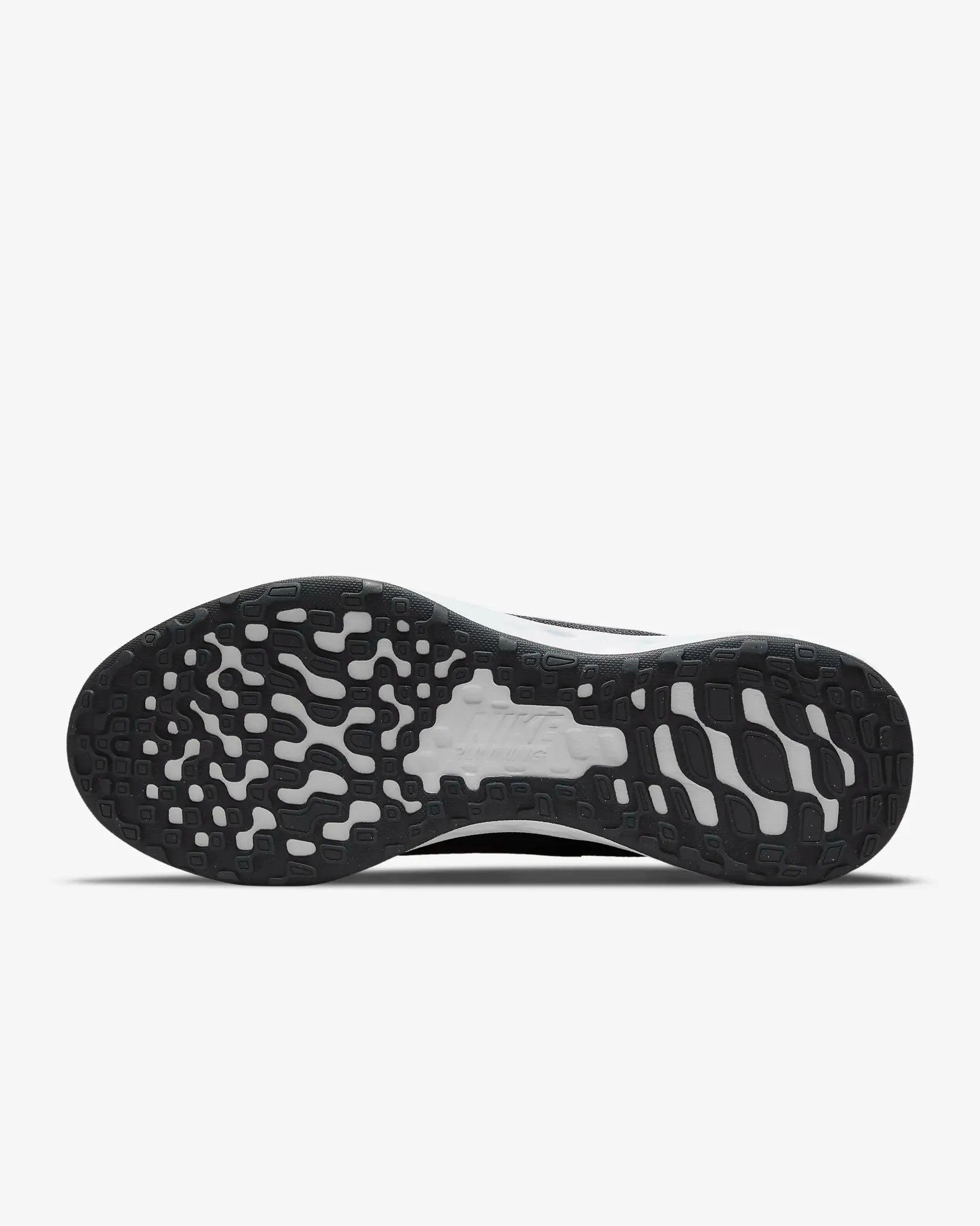 Nike Revolution 6