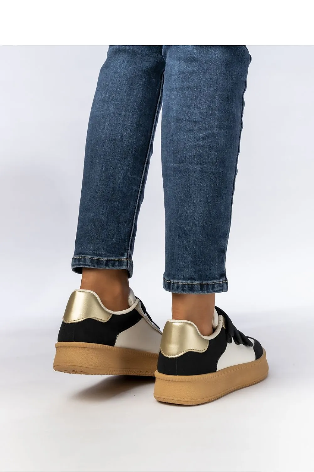 Sneakers Inello