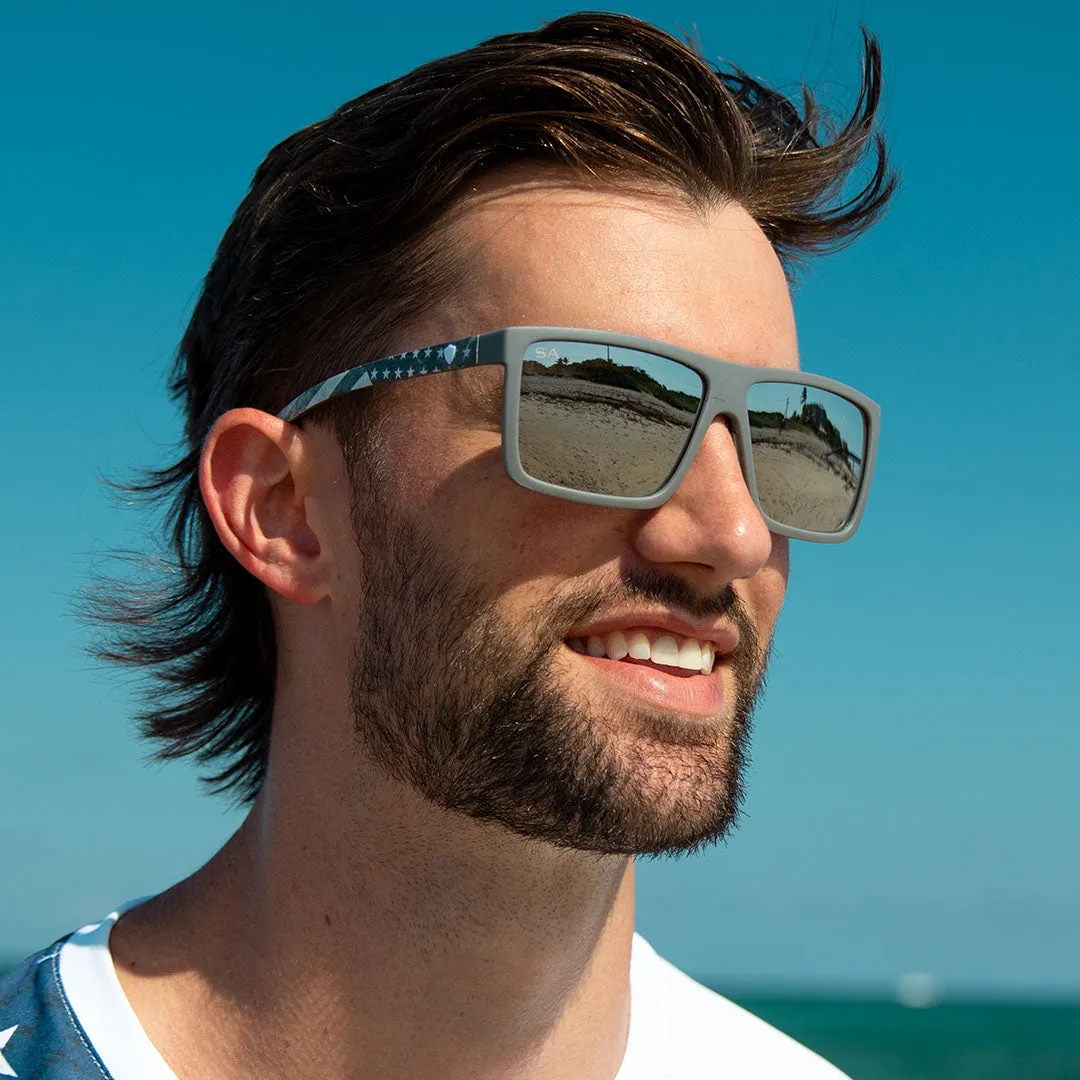 SUNGLASSES |   FREE STRAP & BAG