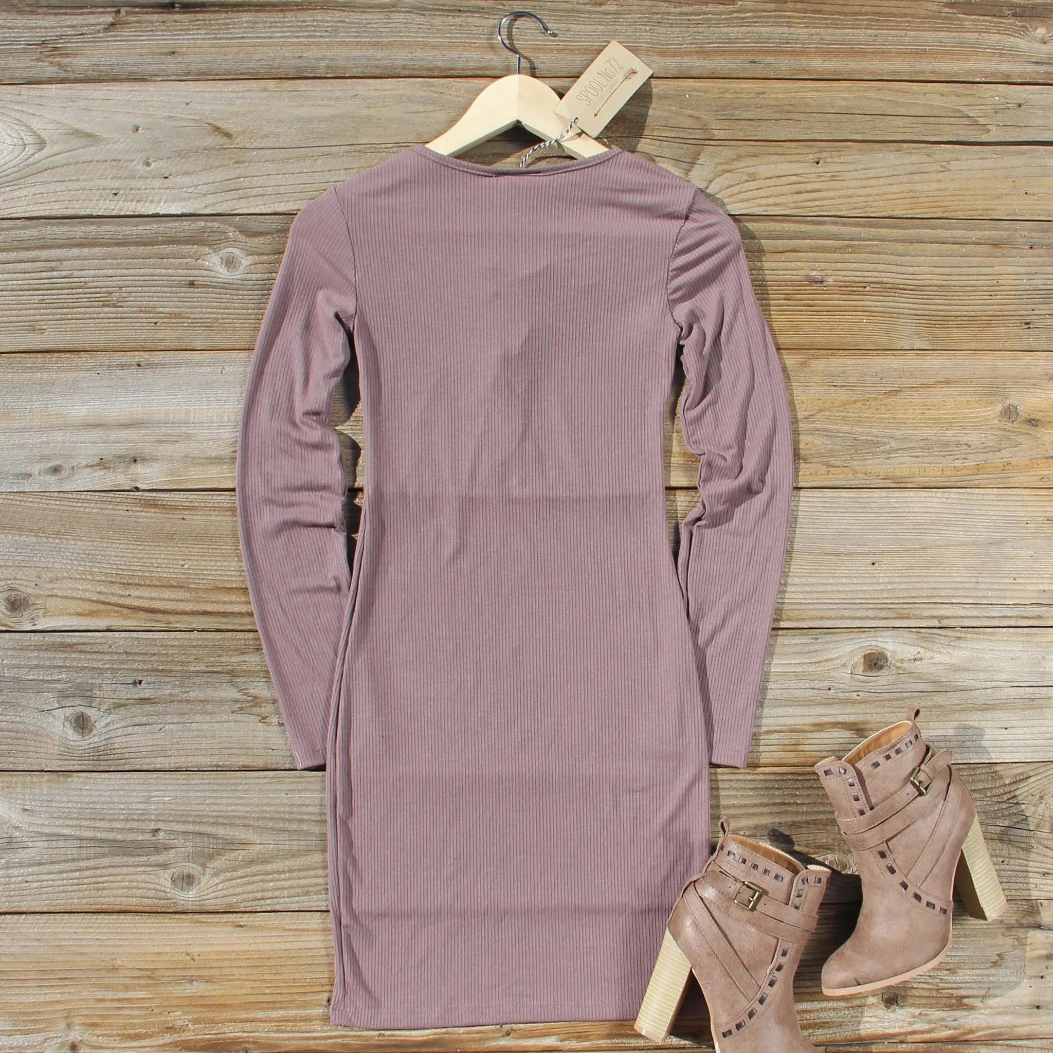 Sweet Lace-up Dress in Mauve