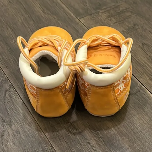 Timberland Naughty Skull crib booties boots hat shoes baby Size 2 infant 6-9 mo