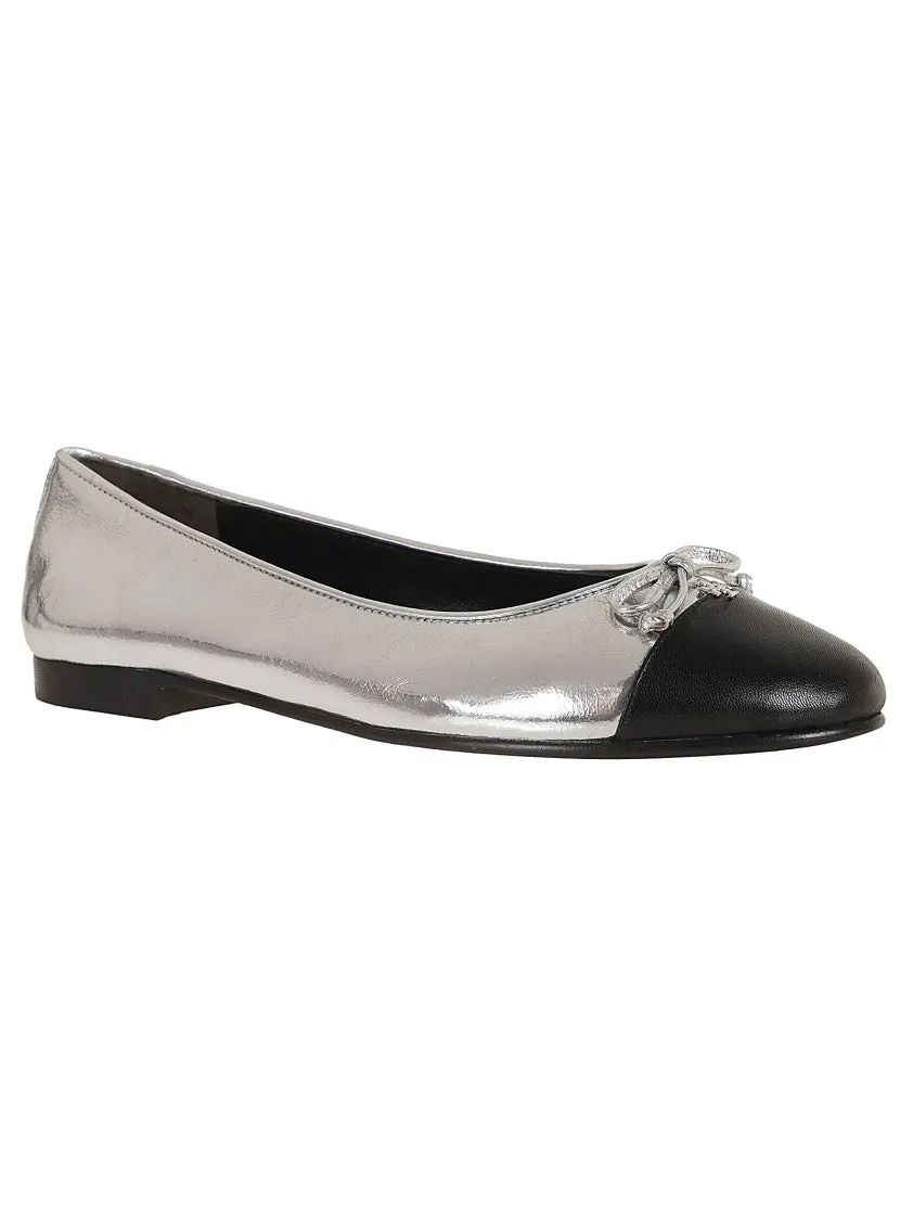 Two-Tone Leather Ballerina With Bow Detail