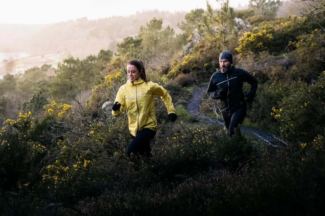 Veste imperméable de running & trail running Homme - KIPRUN Run 500 Rain Noire