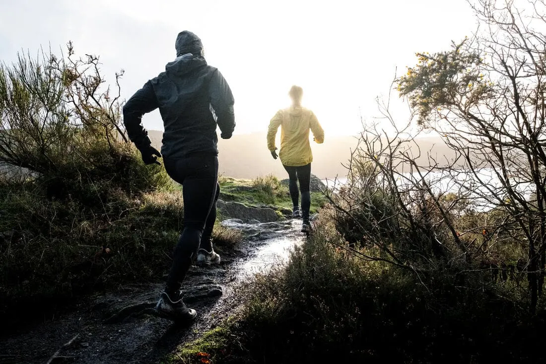 Veste imperméable de running & trail running Homme - KIPRUN Run 500 Rain Noire