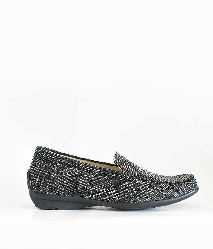 Waldlaufer Stylish Slip on Loafers
