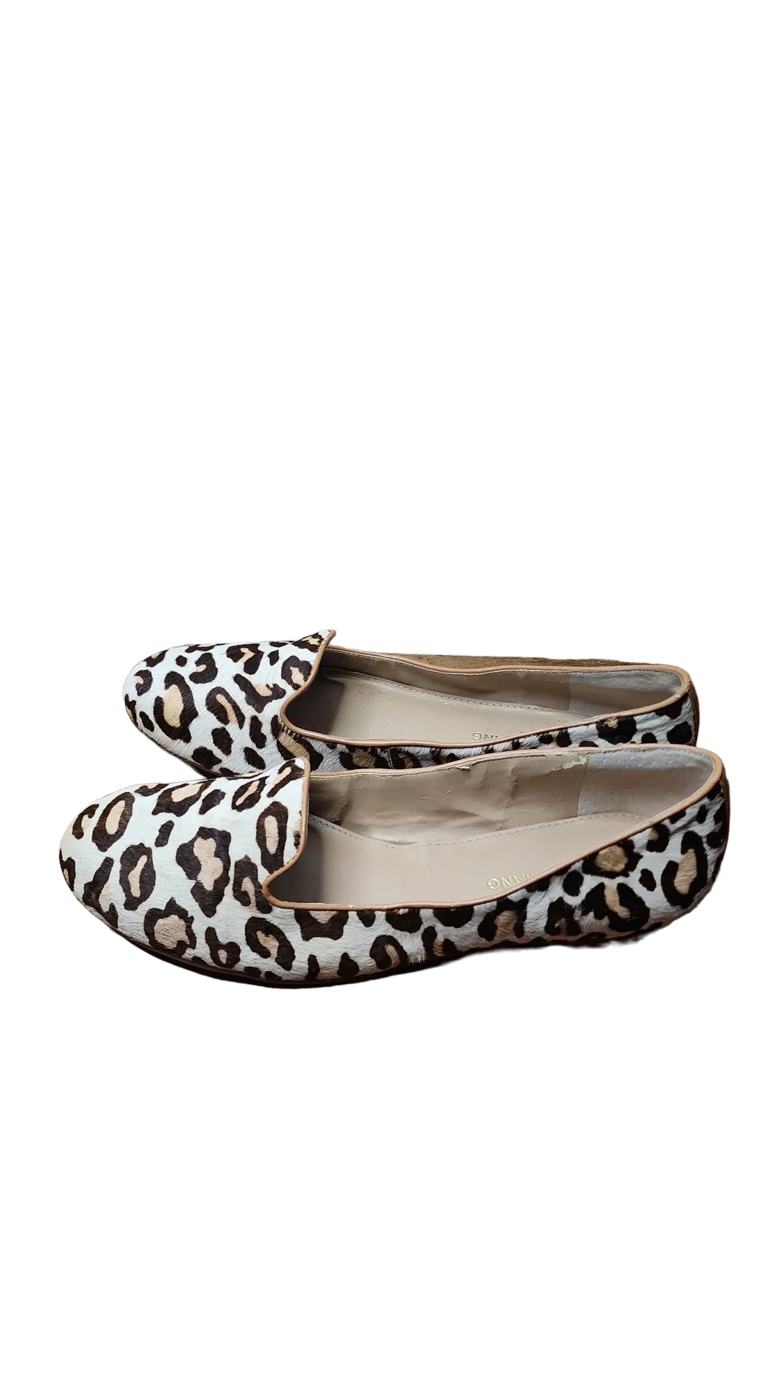 White leopard pony hair Arturo Chiang flats sz 9