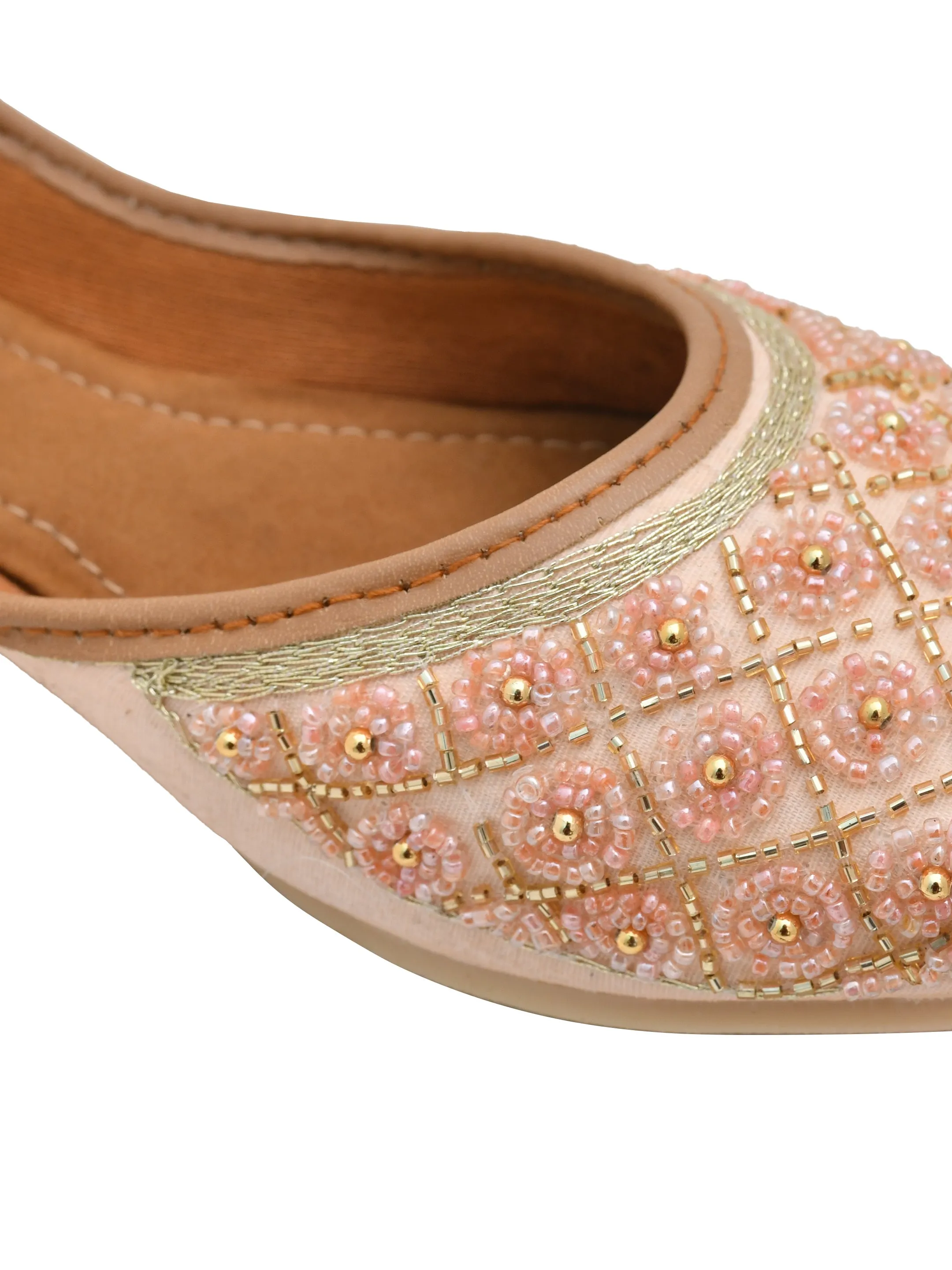 Women Embellished Ethnic Mojaris (OMMJW-001-PEACH)