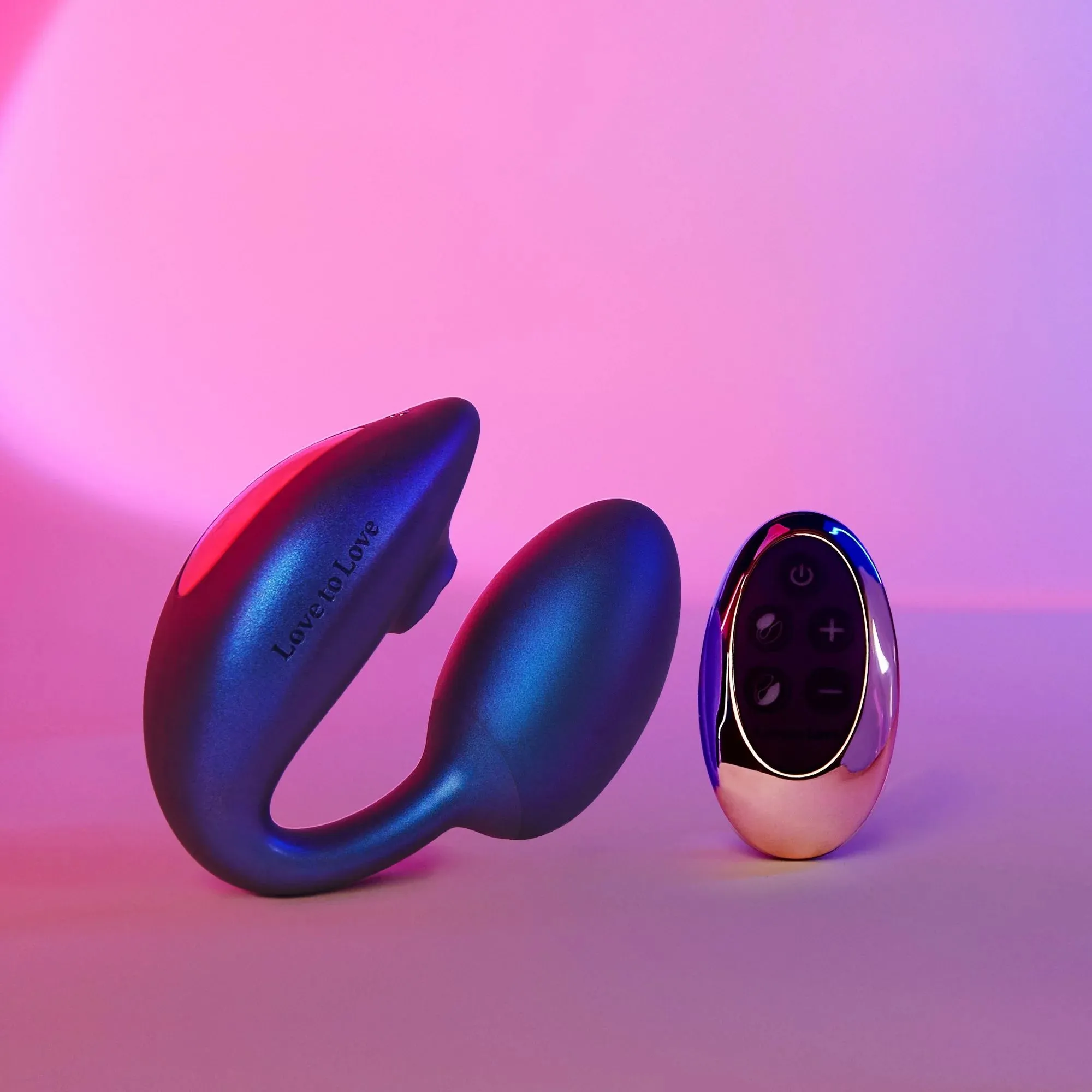 Wonderlover Hands Free Clitoral and G-Spot Vibrator with Remote - Deep Blue